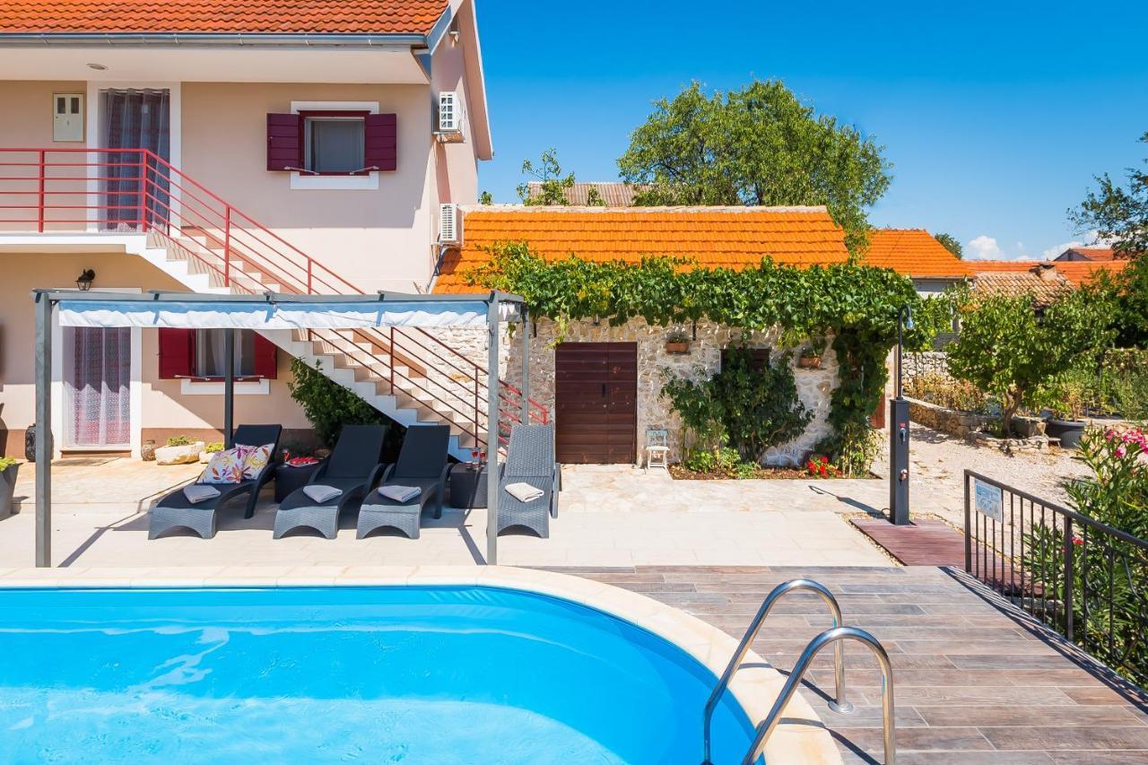 Holiday Home Rosko Skradin Exterior photo